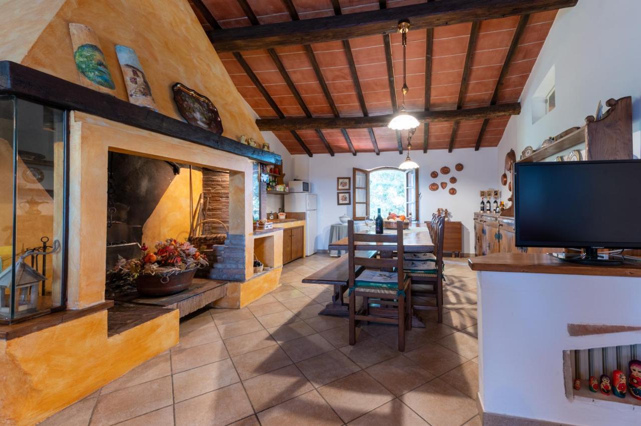 Il Leccio - Casa Toscana San Gimignano Gambassi Terme Exterior foto
